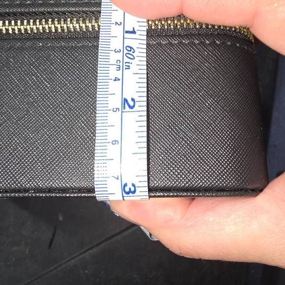 NWOTS! Pandora Black Small Textured Hard Shell Case - Picture 8 of 8